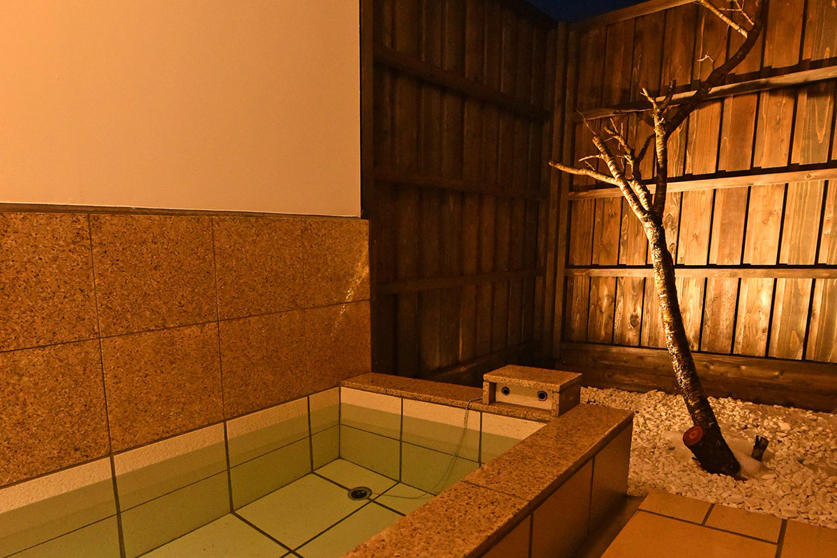 陽なた庵 桜 浴室